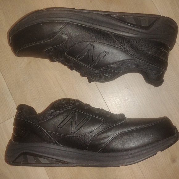 Men's New Balance 928v3 Black Leather Walking Shoes 10.5 - Picture 2 of 7